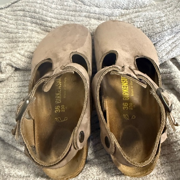 Birkenstock Tan Mules with Buckle - Picture 2 of 13